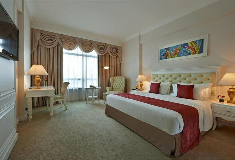 Номер Премиум, Royale Chulan Damansara