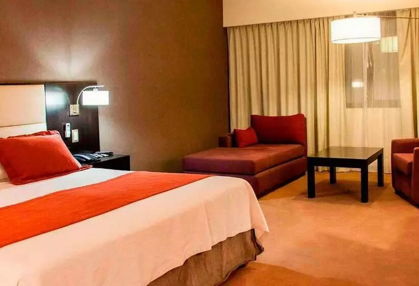 اتاق اجرایی, Howard Johnson Hotel & Casino