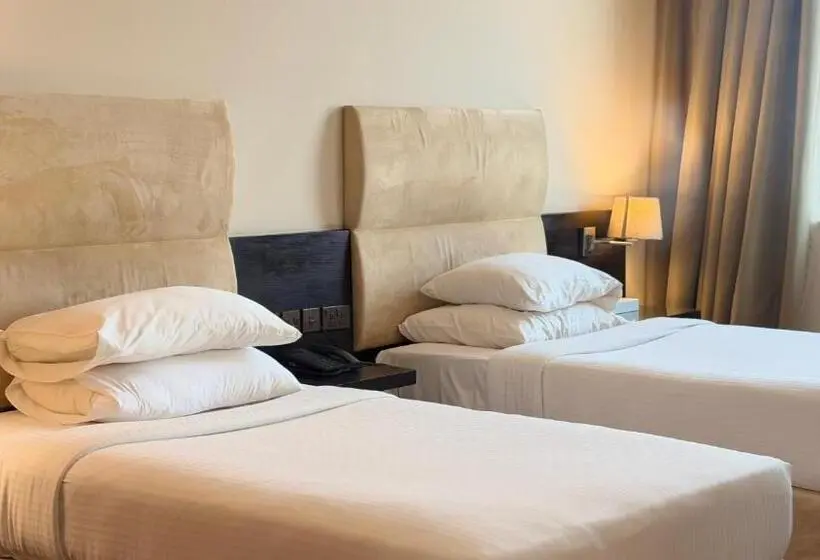 디럭스 룸, Sunday Mangrove Corniche Hotel, Ras Al Khaimah