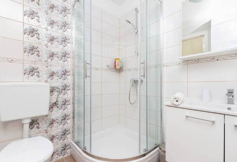 스탠다드 룸, Peruzovic Rooms 1