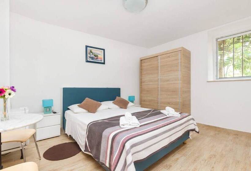 스탠다드 룸, Peruzovic Rooms 1