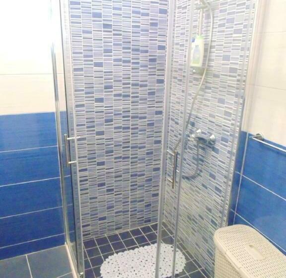 이코노미 룸, Peruzovic Rooms 1