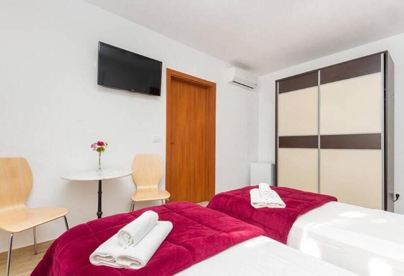 스탠다드 룸, Peruzovic Rooms 1