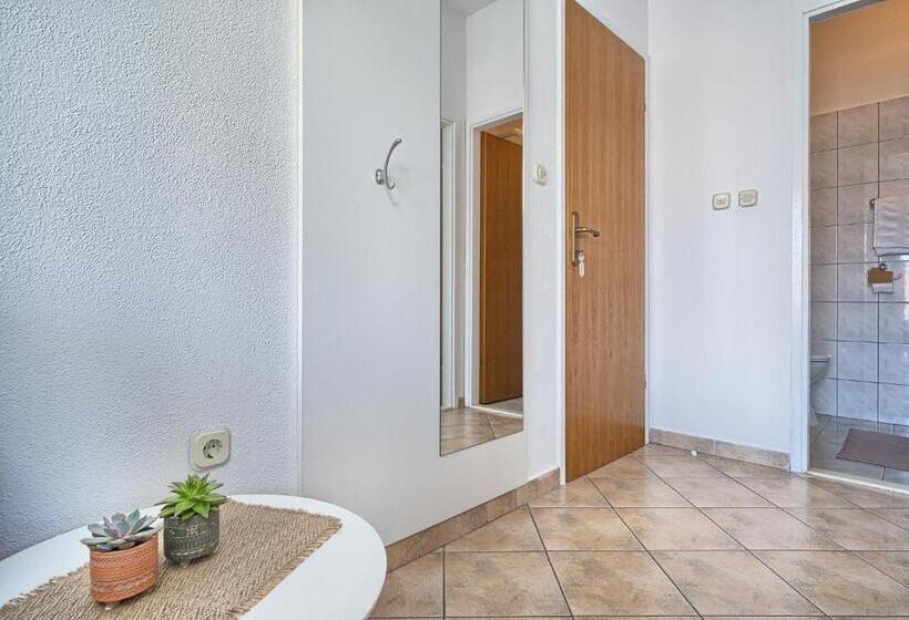 شقة كومفورت غرفة نوم واحدة, Apartments Irena