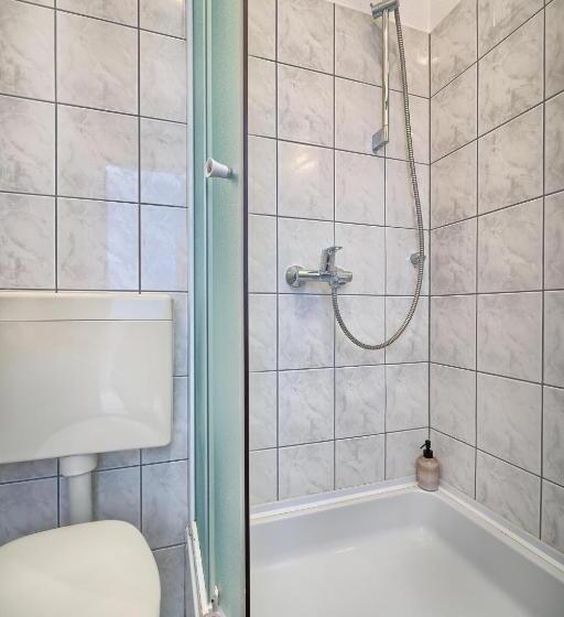 غرفة قياسية مطلّة علي البحر, Apartments Irena