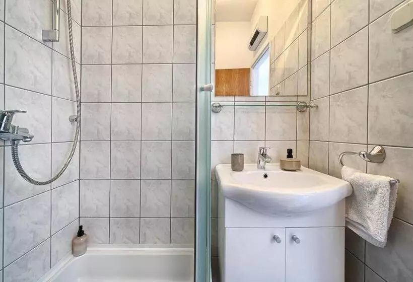 Standard-huone Merinäkymä, Apartments Irena