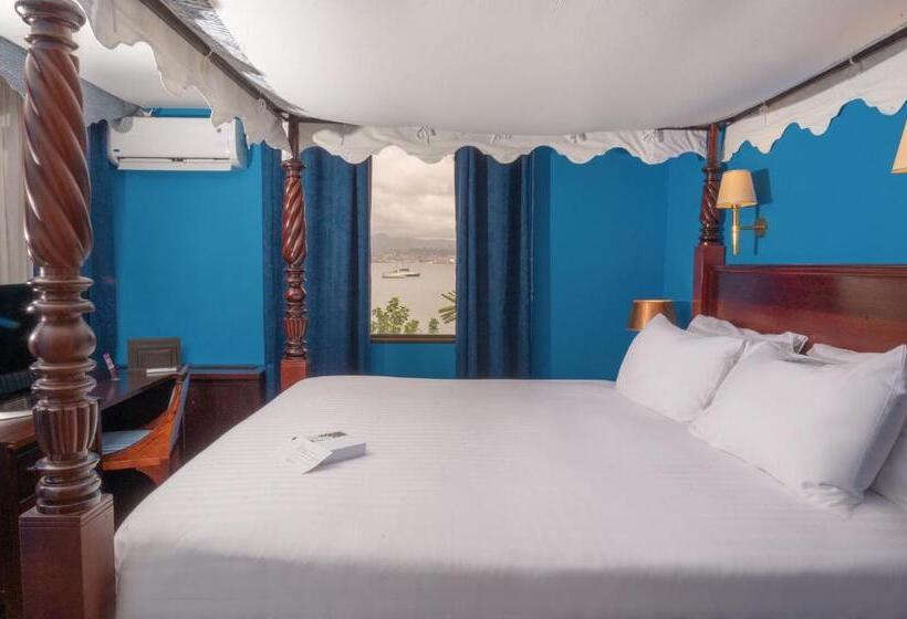 سوییت, Bakoua Martinique