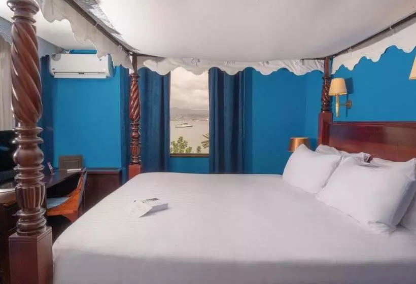 سوییت, Bakoua Martinique