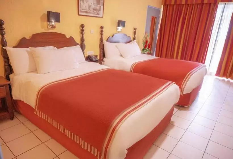 اتاق استاندارد با 2 تخت دوبل, Bakoua Martinique