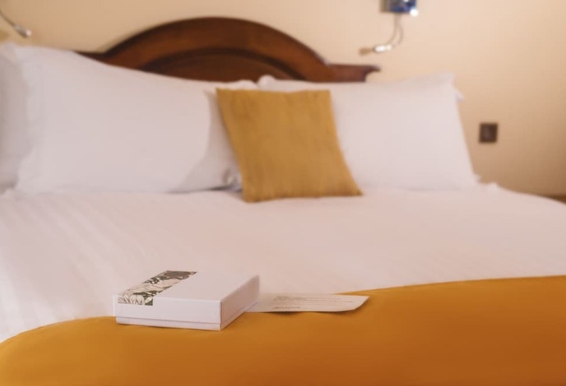 اتاق لوکس, Bakoua Martinique