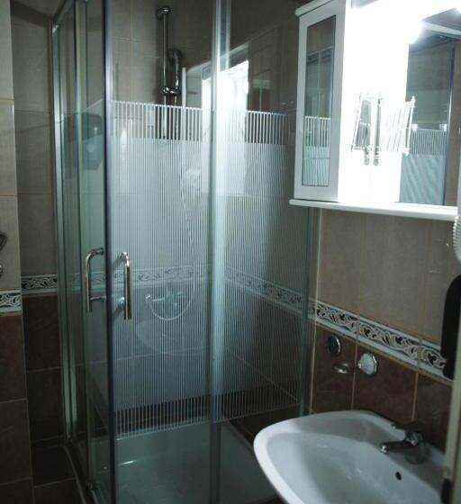 اتاق استاندارد, Bojatours