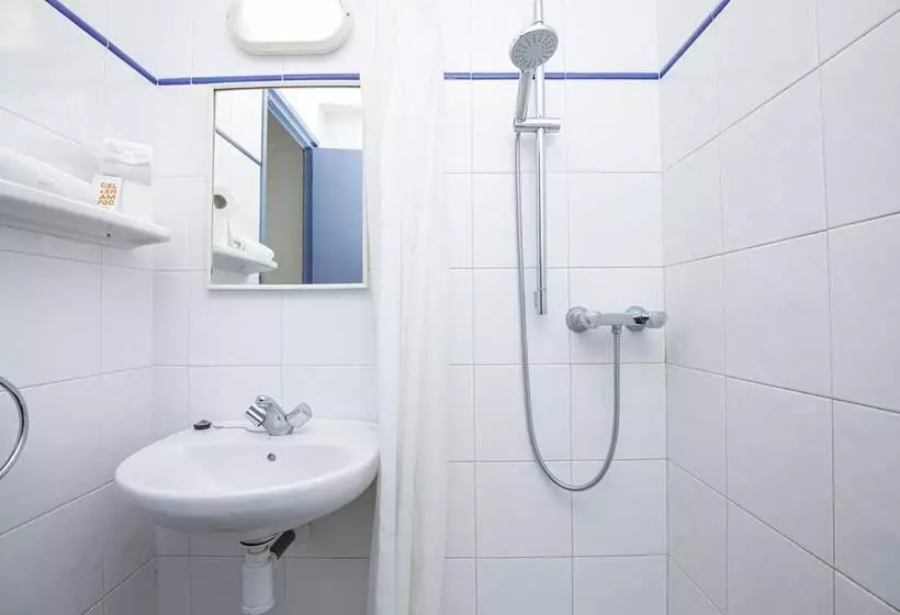 اتاق استاندارد سه نفره, Casa Mas
