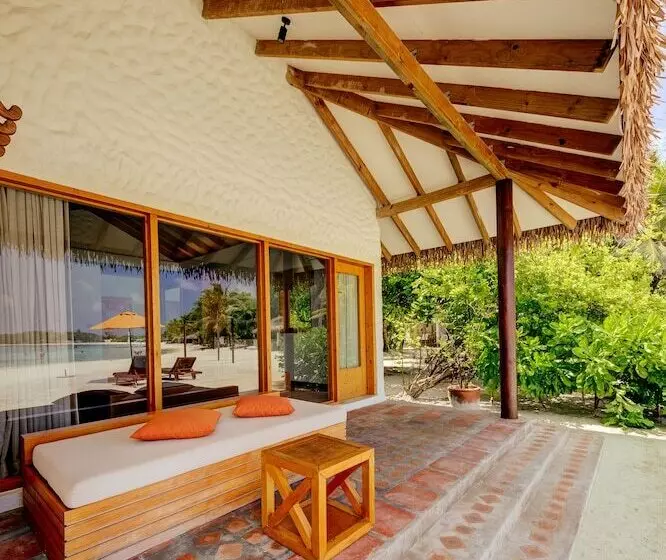 بانگلوی استاندارد, Cinnamon Dhonveli Maldives