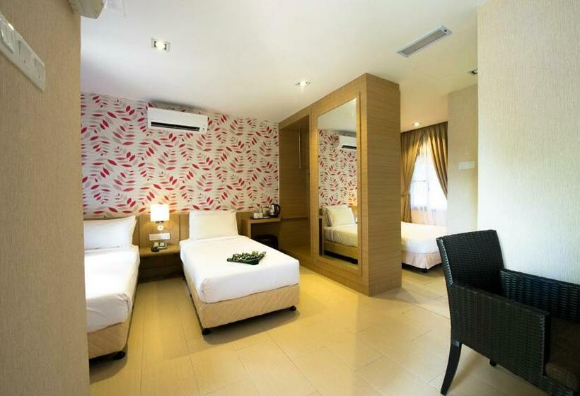 Полулюкс, De Palma Resort Kuala Selangor