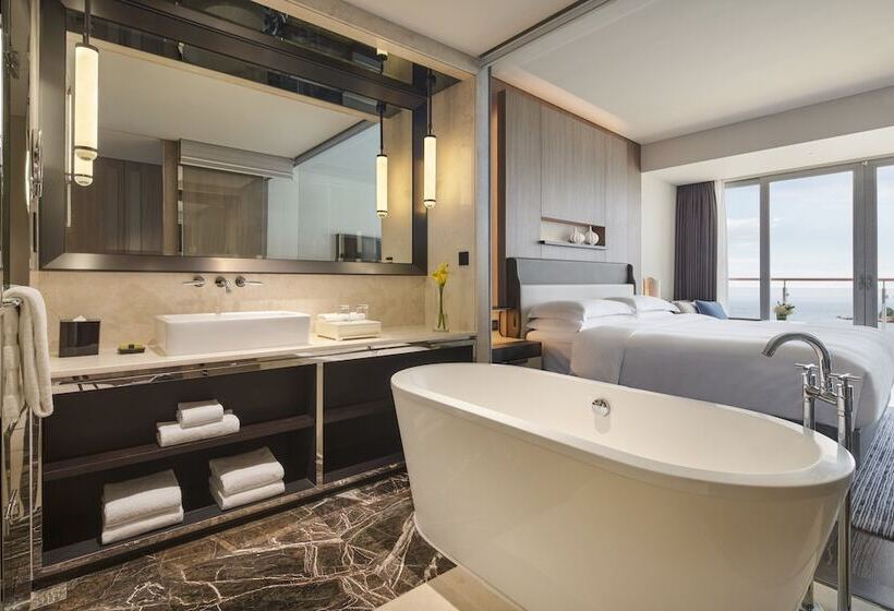 Классический Номер Двуспальная Кровать Вид на Море, Intercontinental Shenzhen Dameisha Resort, An Ihg