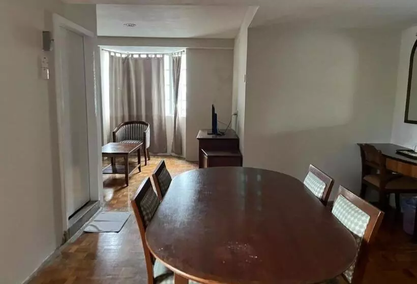 Perhesviitti, Star Regency Hotel Apartments