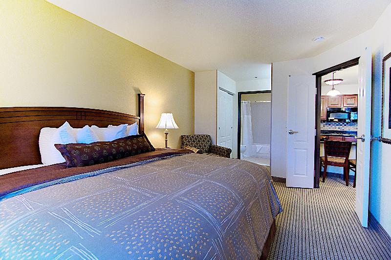 Люкс Кровать Кинг, Staybridge Suites Salt Lake West Valley City, An Ihg