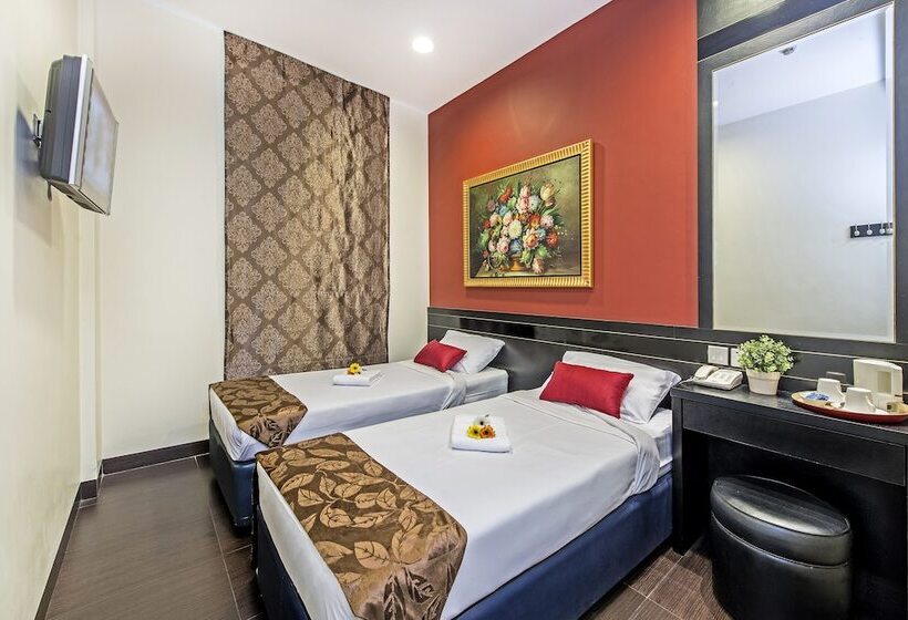Superior Room, 81 Kovan