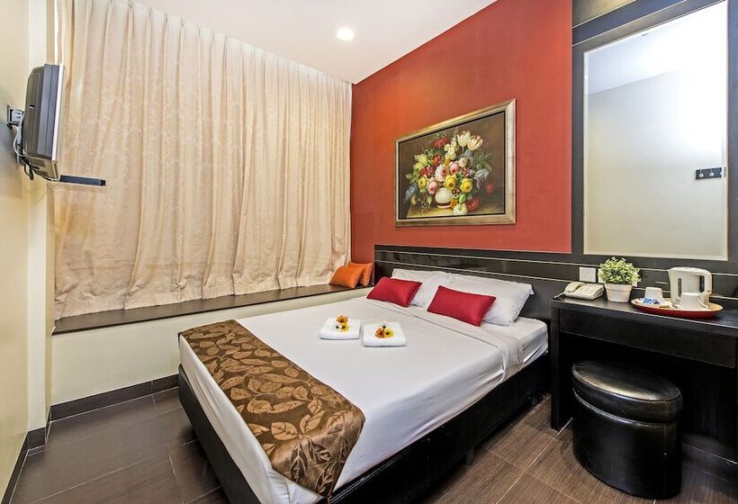 Superior Room, 81 Kovan