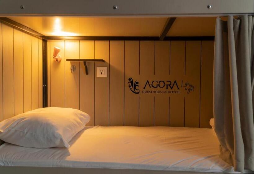 ルームシェアのワンベッド, Agora Guesthouse