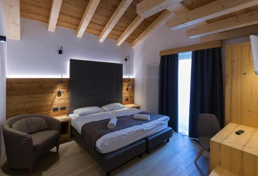 غرفة قياسية, Arnica Mountain