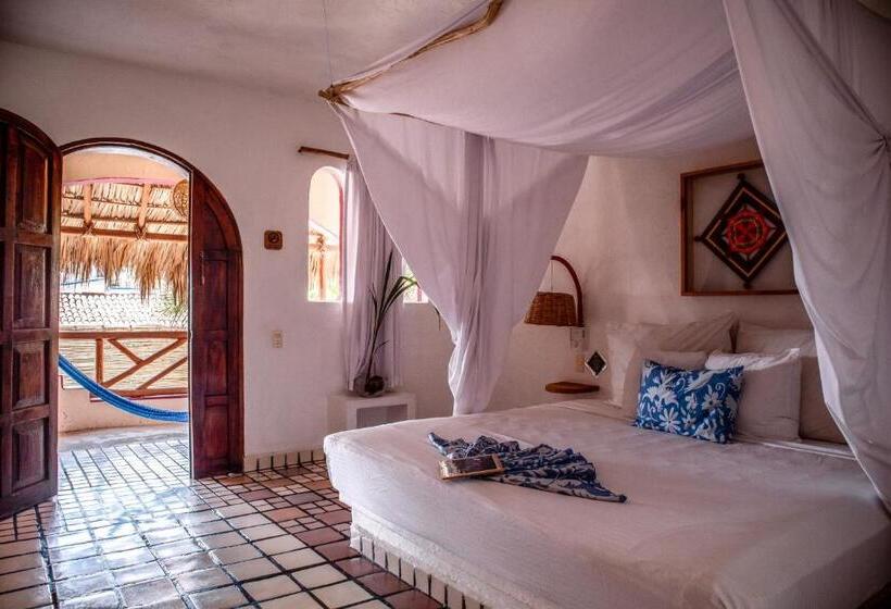 סוויטת ג'וניור, Baxar