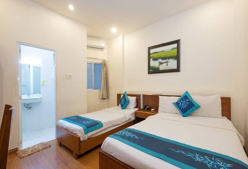 اتاق سوپریور سه تخته, Blue River