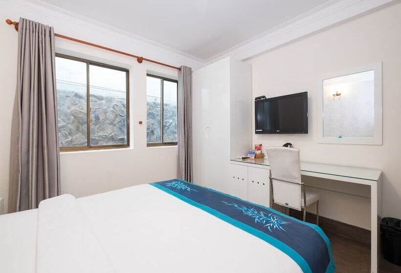 اتاق لوکس, Blue River