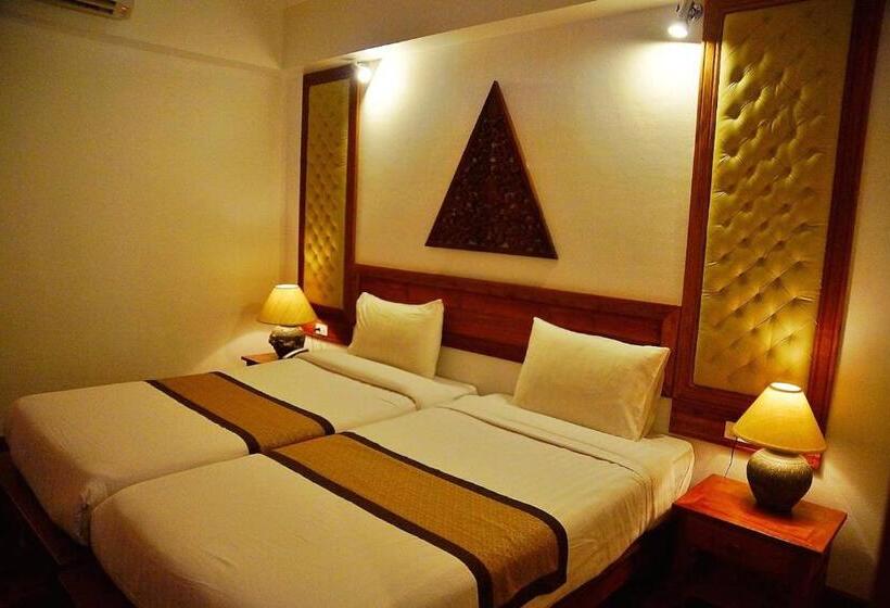 수피리어 룸, Chanthapanya