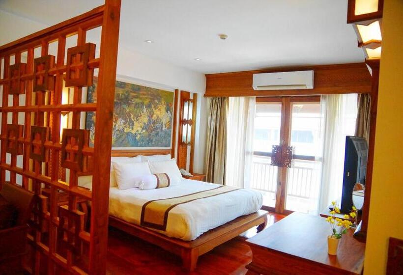 패밀리 주니어 스위트, Chanthapanya