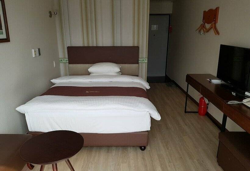 اتاق کلاس بیزنس, Homers