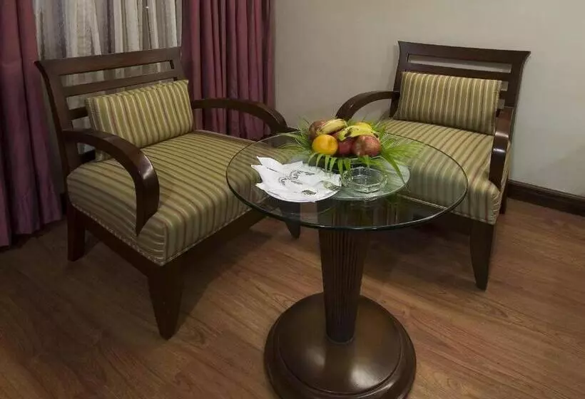 デラックスルーム, Mayfair Rourkela
