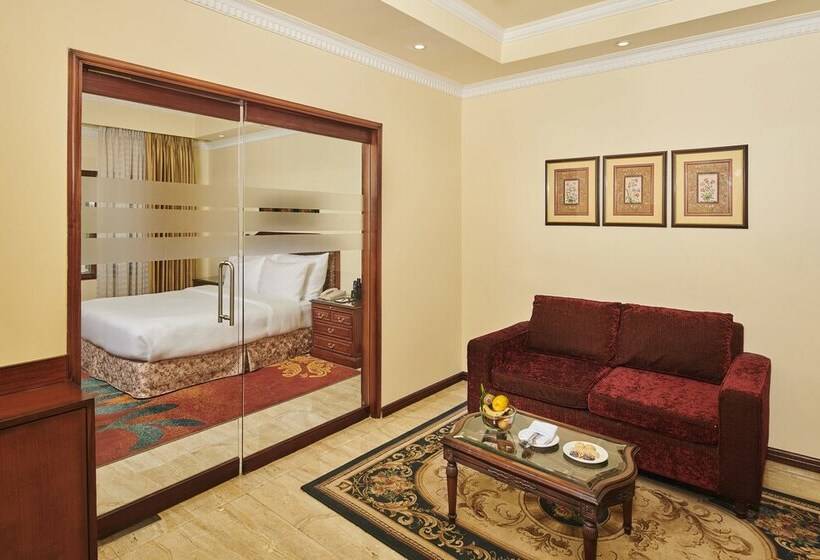 スイート, Mayfair Rourkela