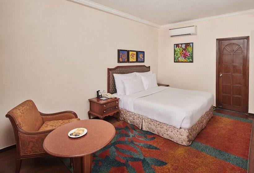 スイート, Mayfair Rourkela