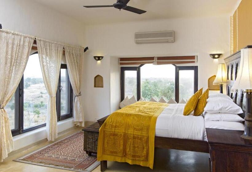 סוויטה, Mihir Garh