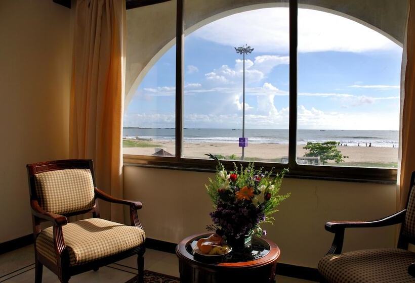 غرفة ديلوكس مطلّة علي البحر, Paradise Isle Beach Resort