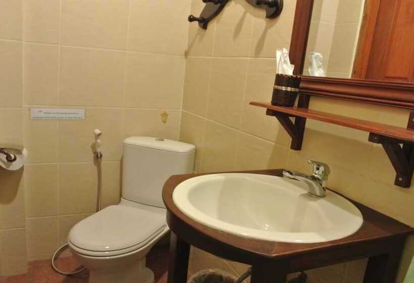 חדר סטנדרט לשלושה עם מרפסת, Villa Champa