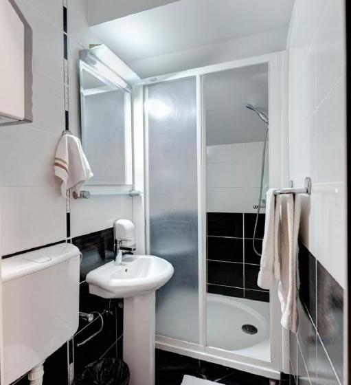 Camera Tripla Standard, Villa Forever