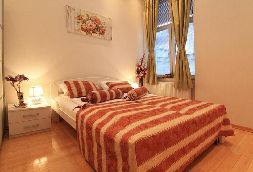 Appartamento Superiore 1 Camera da Letto, Villa Forever