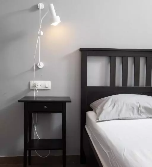 Standard Kolmen Hengen Huone, Subtub Hostel Makarska