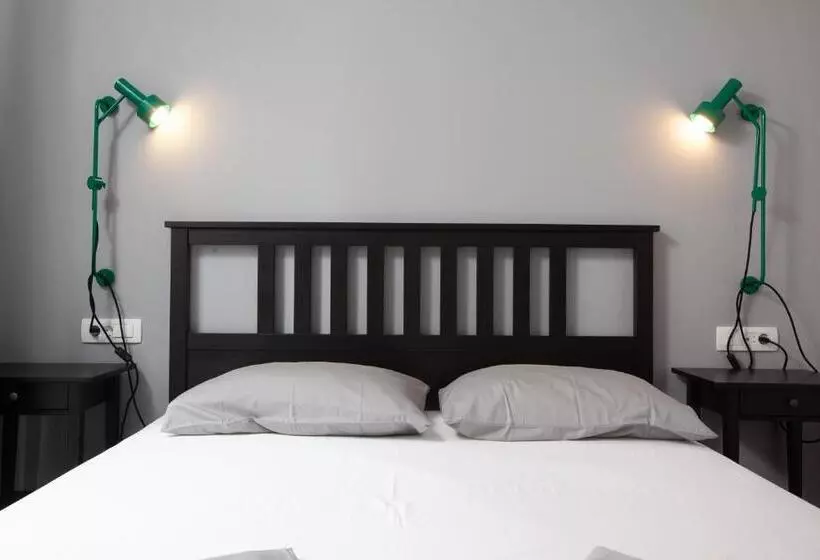 Deluxe-huone Parveke, Subtub Hostel Makarska