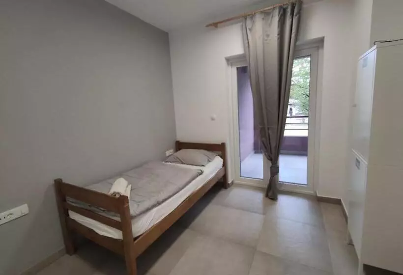 Standard Yhden Hengen Huone, Subtub Hostel Makarska