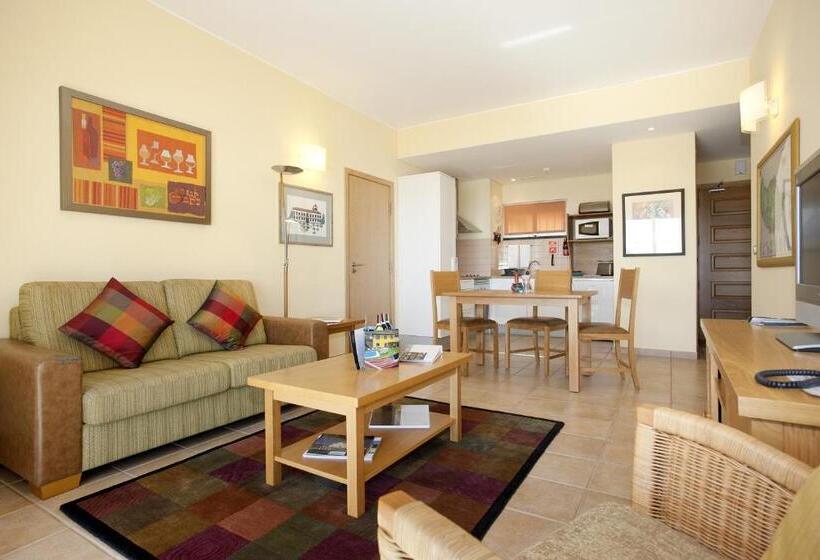 带2个卧室的公寓, Village Cabo Girao