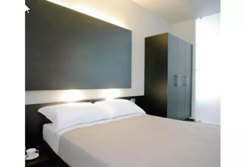 اتاق استاندارد یک نفره, Art Hotel Udine