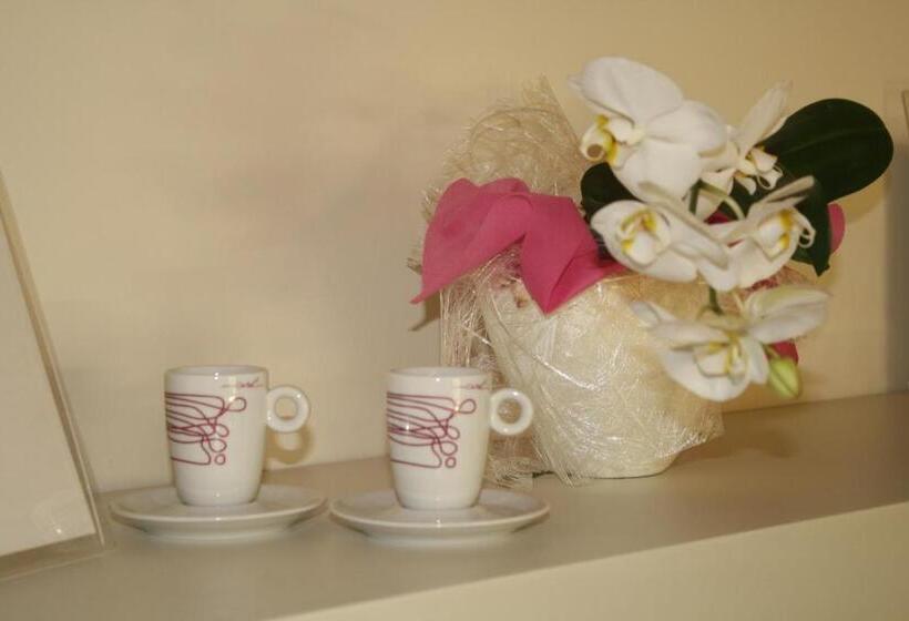 اتاق استاندارد یک نفره, Art Hotel Udine