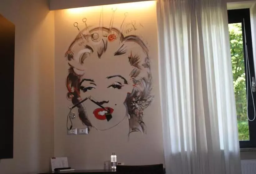اتاق استاندارد یک نفره, Art Hotel Udine