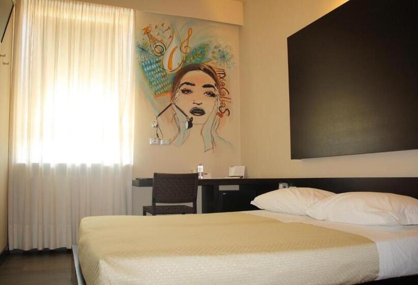 اتاق استاندارد سه نفره, Art Hotel Udine