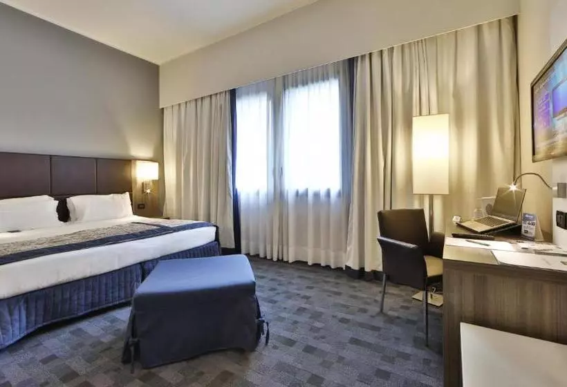 スーペリアトリプルルーム, Best Western Plus Borgolecco