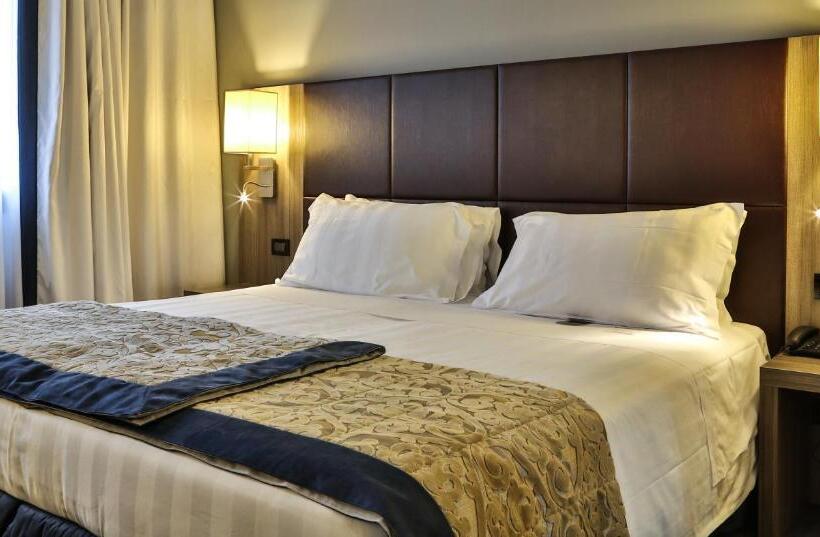 חדר משפחתי, Best Western Plus Borgolecco