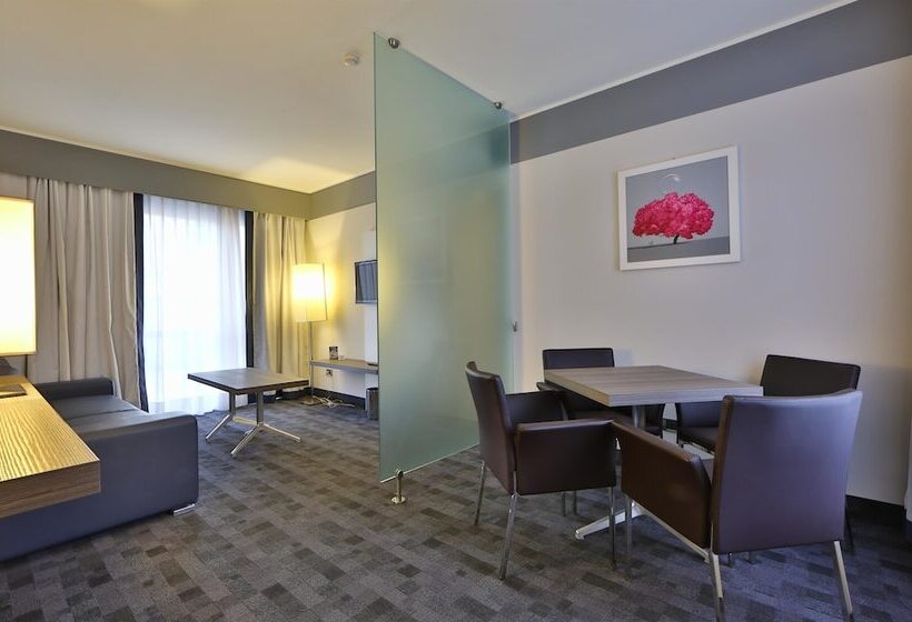 סוויטת ג'וניור, Best Western Plus Borgolecco